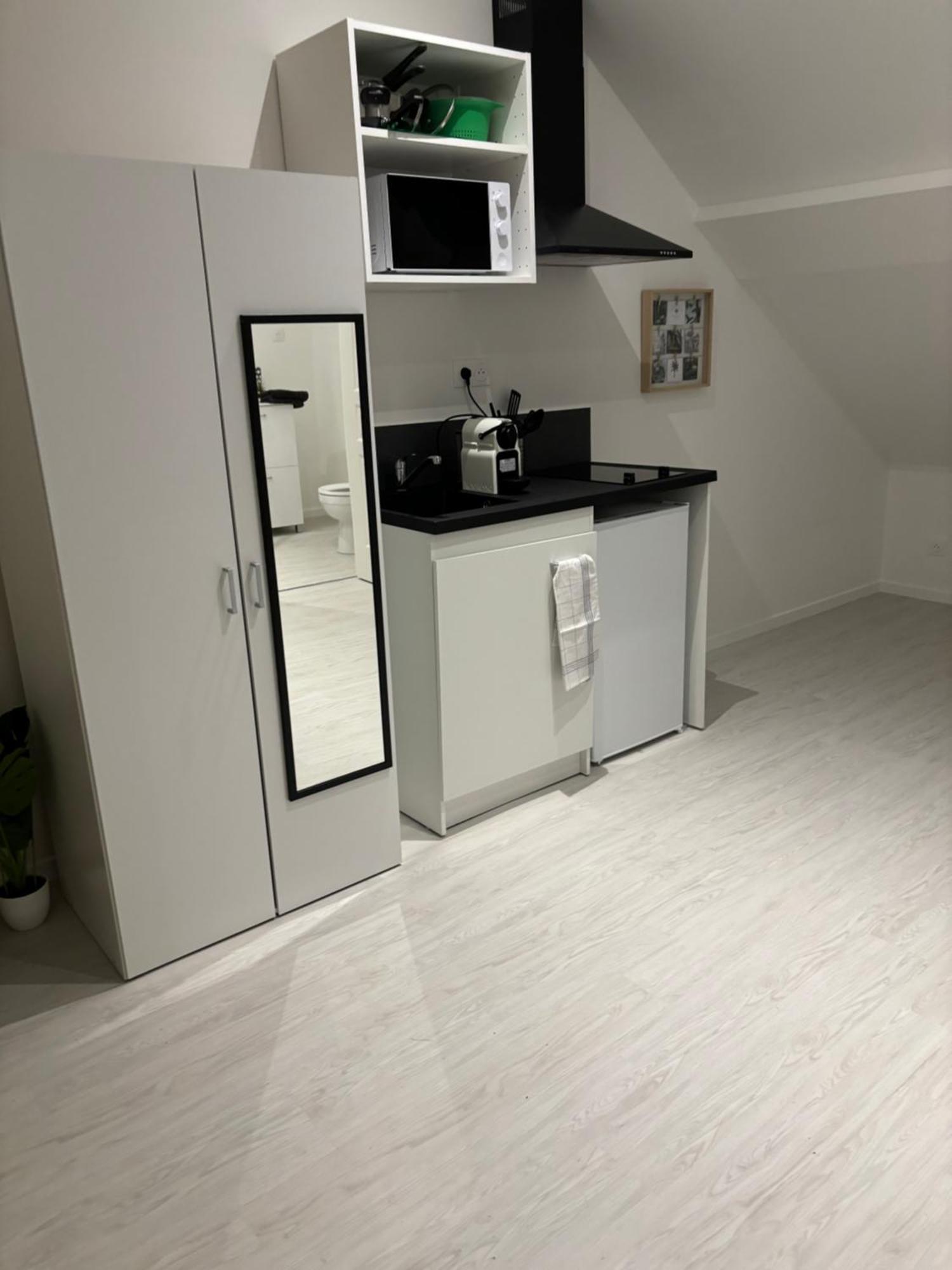 Le Peronne-5 Apartment Камбре Екстериор снимка