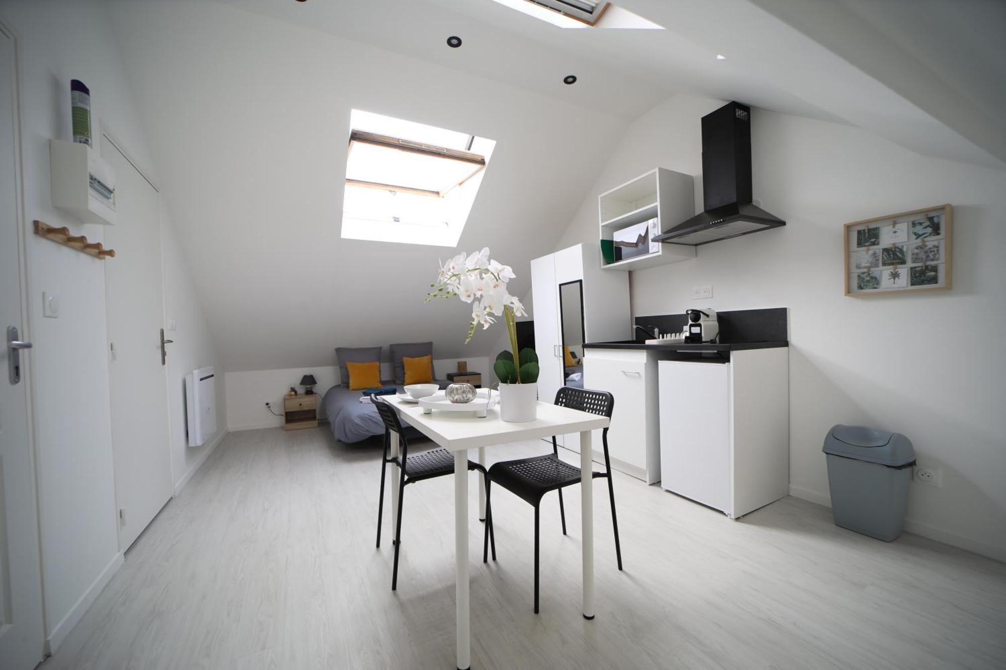 Le Peronne-5 Apartment Камбре Екстериор снимка